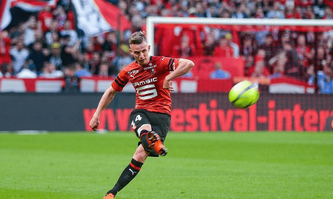  非洲球员闪耀法甲赛场，本赛季射手榜前五占据三席引关注  