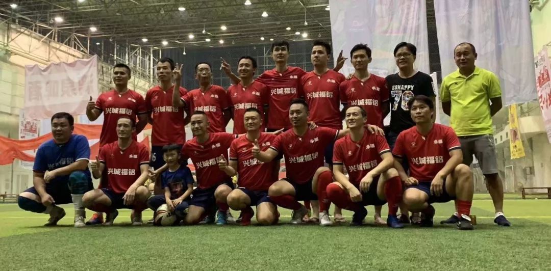  斯图加特青春无敌，新生代球员主导赛场风云